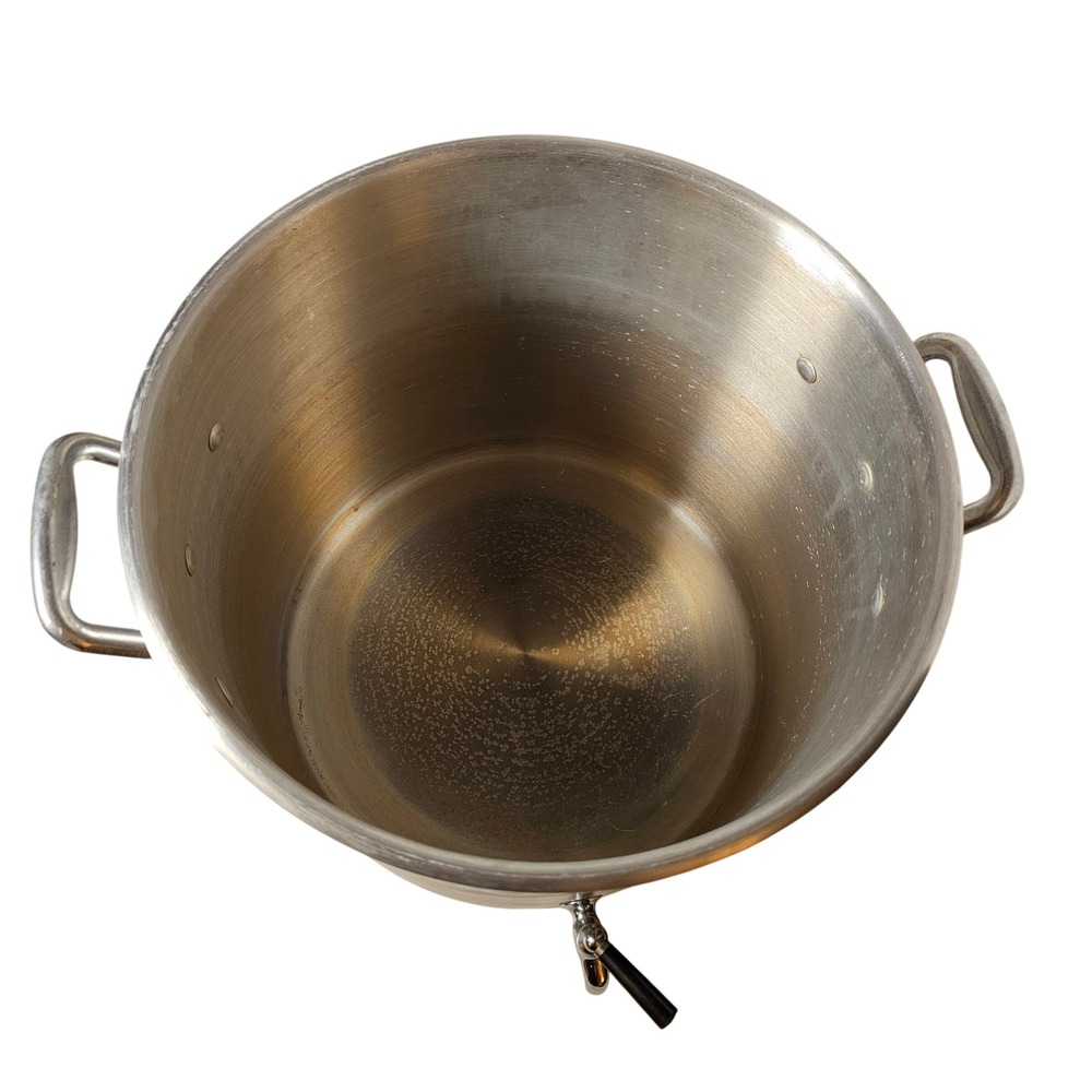 Camp Chef Hot Pot Aluminum Stockpot with Spigot and Lid Silver Outdoor - Picture 5 of 8
